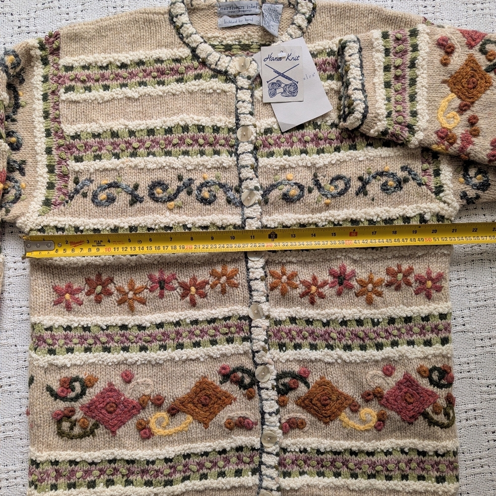 NORTHERN ISLES Vintage Wool Cardigan Women L Hand Knit Textured Embroidered  NWT - Picture 4 of 6